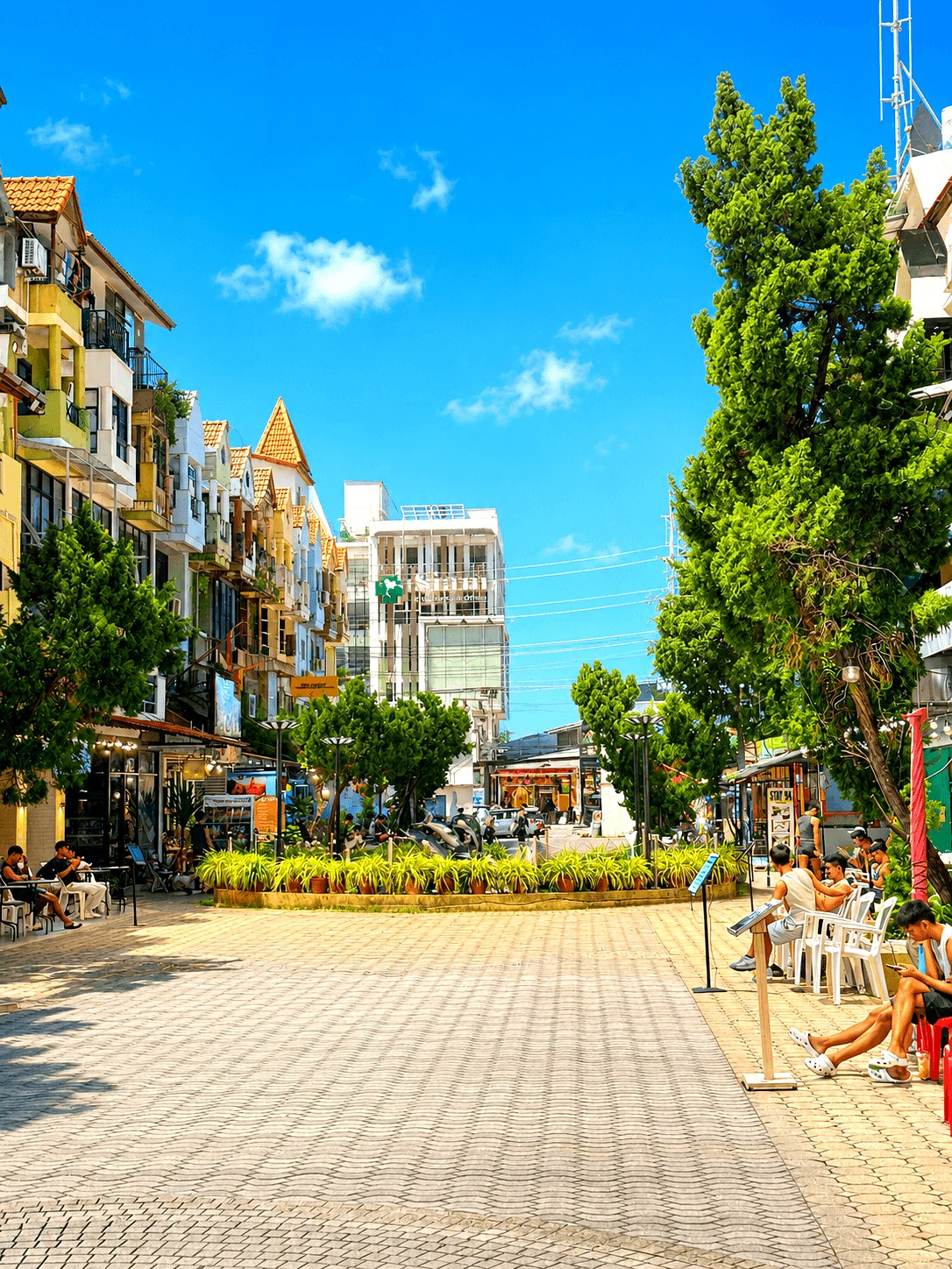 Patong area near M2